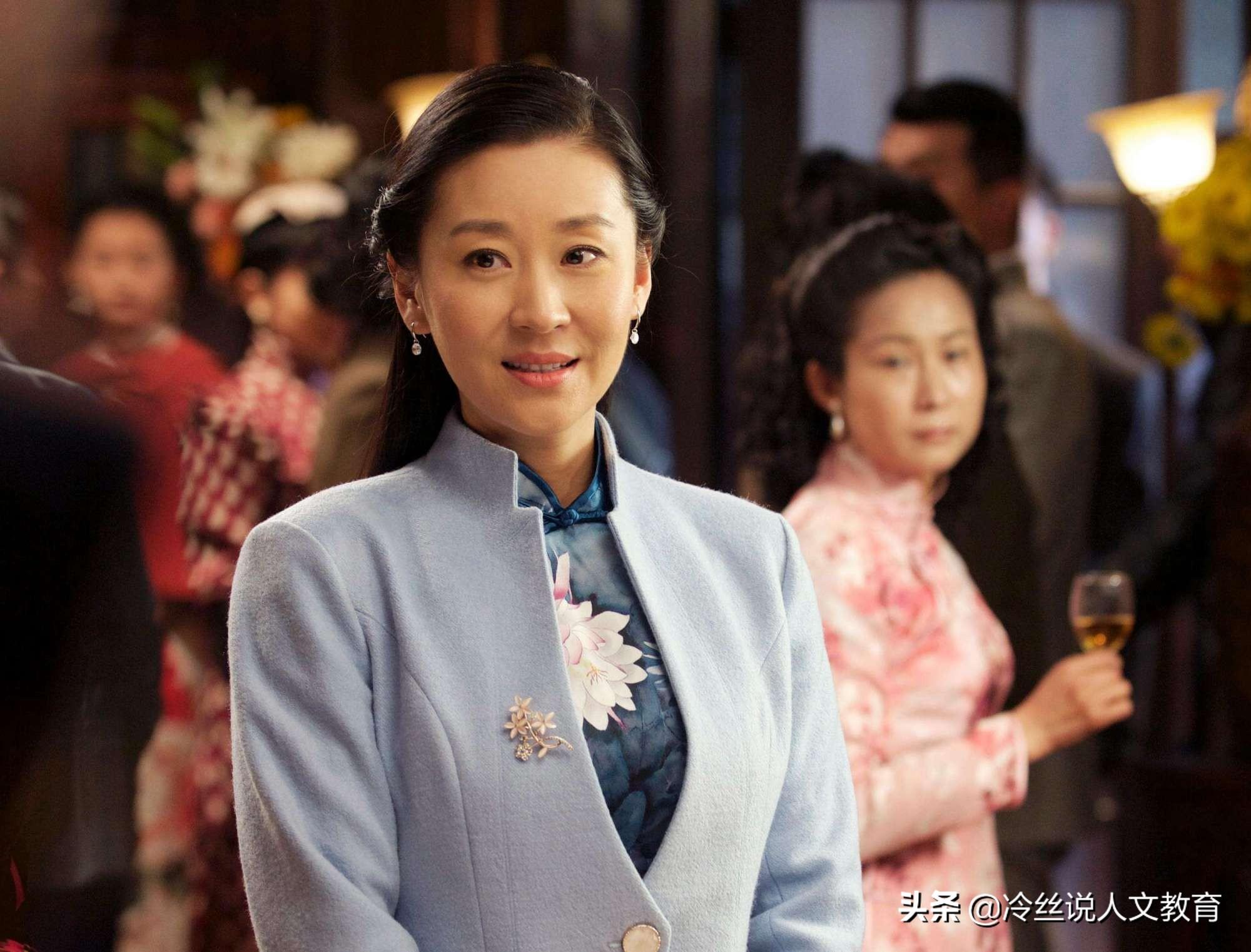 經(jīng)典女特工諜戰電視?。ㄆ梁每吹呐毓る娨晞。? width=